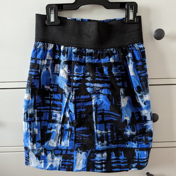 Le Chateau Skirt - Picture 1 of 2